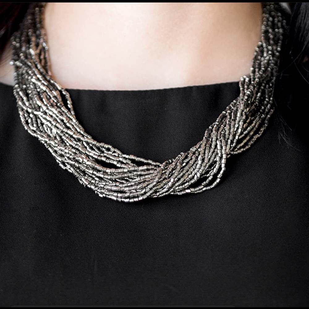 🛑🛑SOLD🛑🛑Beautiful Sea Beads Necklace set.